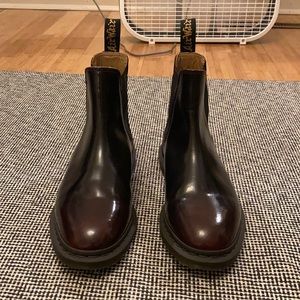 Graeme II Men’s Smooth Leather Chelsea Boots Cherry Red Size 10